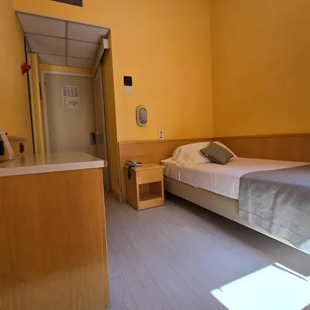 Mokinba Sant'ambroeus Hotell Milano