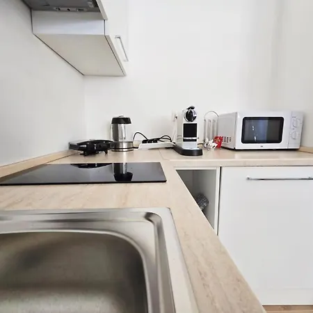 Apartment Yr - Tibaldi Milan