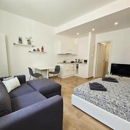 Yr - Tibaldi Apartment *