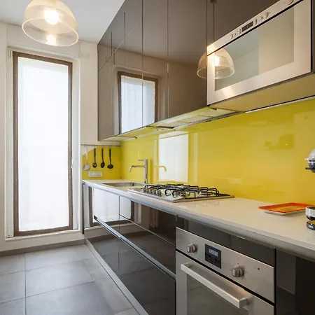 Glamorous Terrace Excl 3bdr A 300mt Da 밀라노