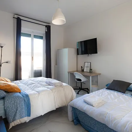 Behind Duomo 招待所