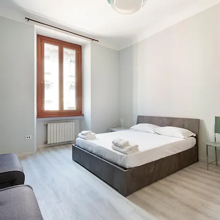 Guesthost - Turquoise Mini Flat Near Fs Apartment Mailand