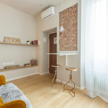 Raffinato E Stylish Monolocale Milanese Apartament
