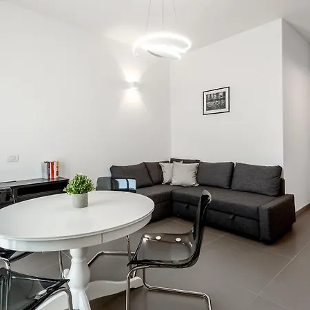 Stayeasy Piane56 Panoramic Next To M5 Metro Milan