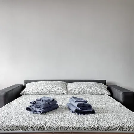 Appartamento Ideal Rent - Viale Sarca 198 *