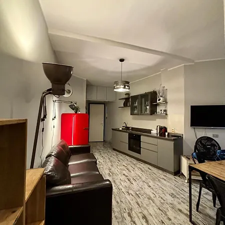 In Garibaldi Station And Self Check In 4 People Appartamento *