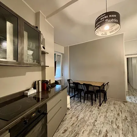 In Garibaldi Station And Self Check In 4 People Appartamento *