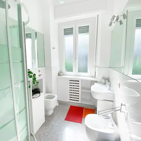 Santorsola 5 - Modern Duomo Milão