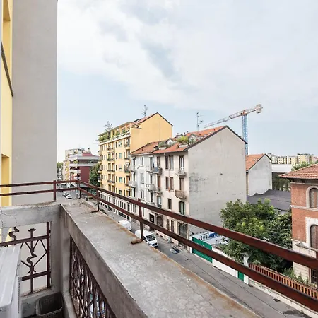 Spacious Onebedroom Navigli - Mirable Pm Apartament *