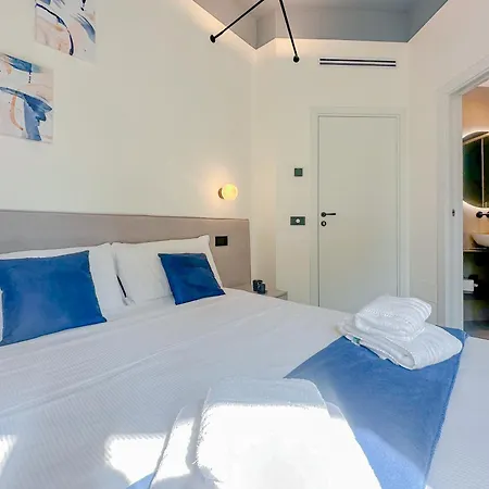 Porta Venezia - Luxy - 6 بيت ضيافة