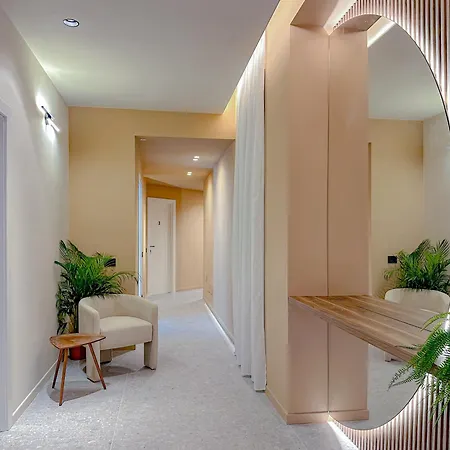 Porta Venezia - Luxy - 6 بيت ضيافة