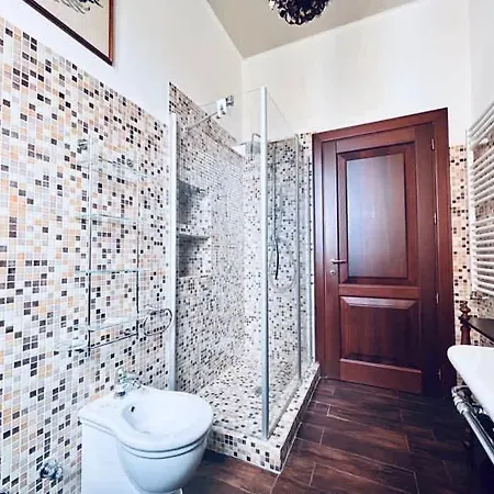 Homeby, Casa Melzo شقة ميلان