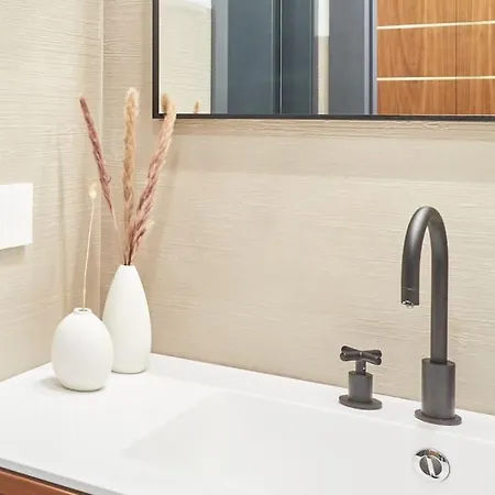 Easylife - Luxury Design With Jacuzzi * Milan