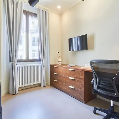 Apartment Easylife - Luxury Design With Jacuzzi Milan
