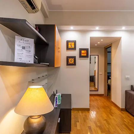 Appartamento Porta Vittoria 1br, Free Ac, Wifi & Netflix By Tilo *