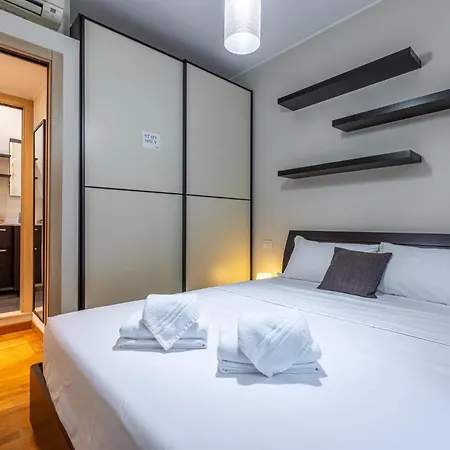 Appartamento Porta Vittoria 1br, Free Ac, Wifi & Netflix By Tilo