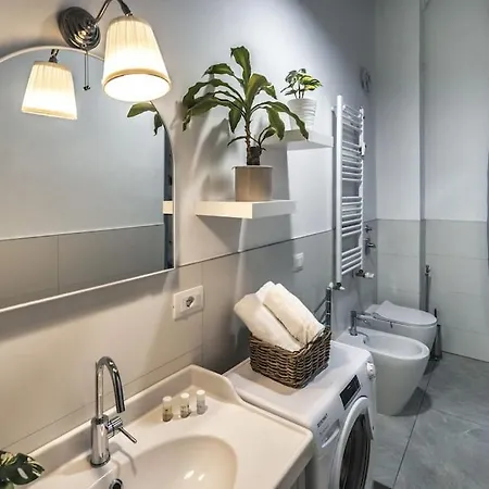아파트 Spacious Hub, Metro At Doorstep M1 And M2 1 Min