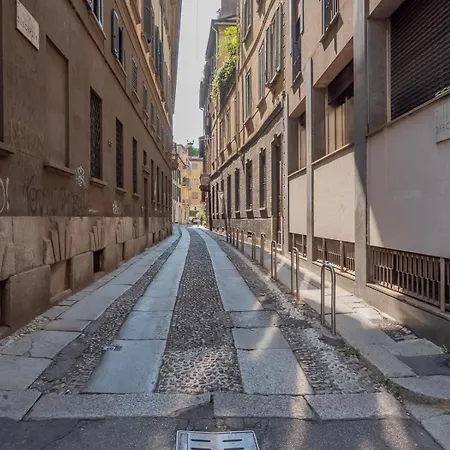 Italstay - Disciplini -10 Min Dal Duomo 公寓 *
