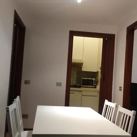 Very Big At 3 Minutes On Foot From Duomo Cathedral Appartement