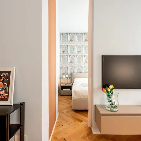 Appartamento Crocetta Living By Halldis