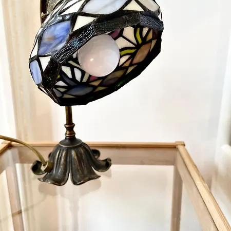 Lovely Centre ميلان