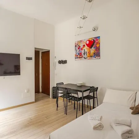 Διαμέρισμα I Simple & Smart I Prime Location, Metro Nearby *