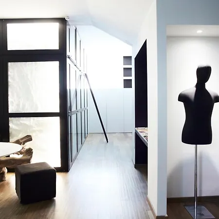 Luxury - Zona Bocconi Apartment
