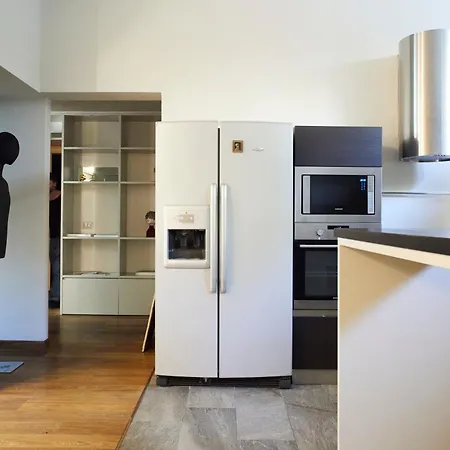 Luxury - Zona Bocconi Milan