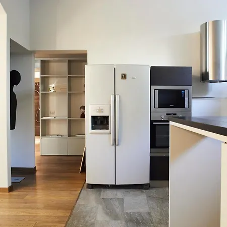 Luxury - Zona Bocconi *