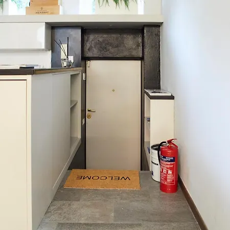 Apartment Luxury - Zona Bocconi Milan