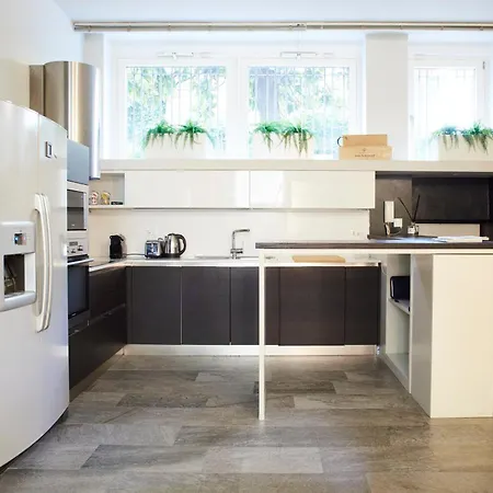 Luxury - Zona Bocconi Milan