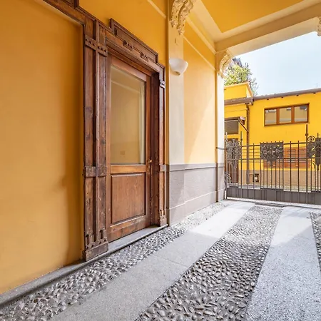 Completo A Isola - Cinque Minuti Da Porta Garibaldi * Milánó