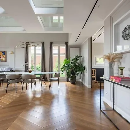 アパート Apartamento Situado En Un Edificio De Principios Del Siglo Xx. *
