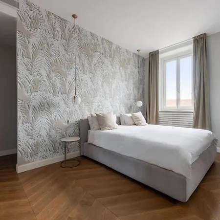 アパート Apartamento Situado En Un Edificio De Principios Del Siglo Xx. ミラノ