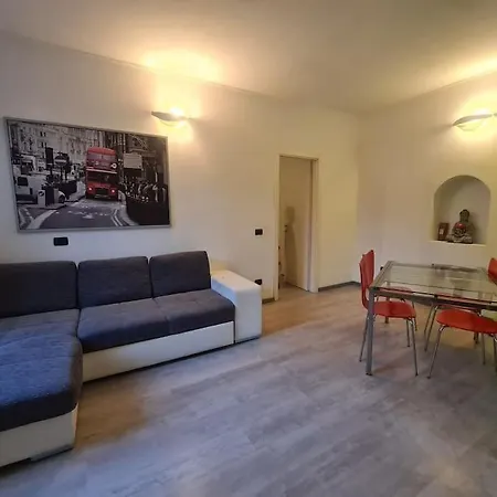 Porta Romana Experience - Authentic Milanese Flat 아파트