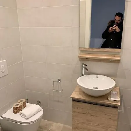 Apartment Trilocale Con Vista E Due Bagni Vicino Citylife *