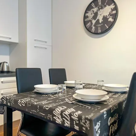 Citylife Comfort - Inside Luxury Neighborhood Apartment