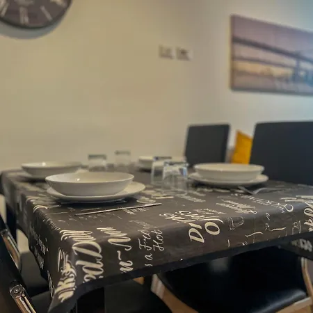 Citylife Comfort - Inside Luxury Neighborhood Apartment *