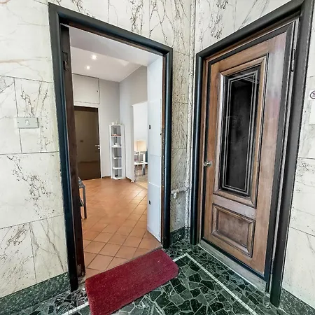 Tra Via Brera E Via Spiga, Deluxe * Milano