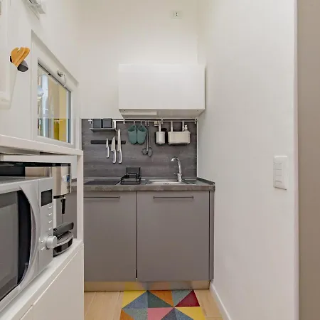 Comfy & Chic Near Universita Iulm & Famagosta-ideal For Work Milano