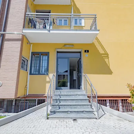 Comfy & Chic Near Universita Iulm & Famagosta-ideal For Work 公寓