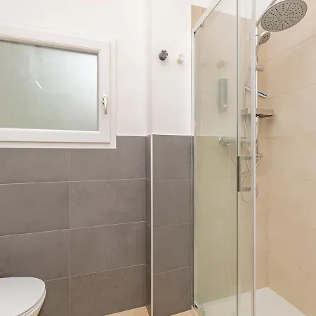 Lejlighed Comfy & Chic Near Universita Iulm & Famagosta-ideal For Work *