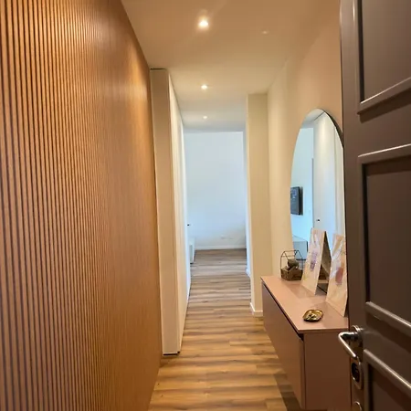 Lula - Zara M3-m5 * Milan