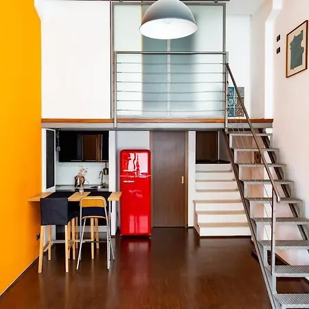 2 Min Da Porta Genova - Elegante Bilocale