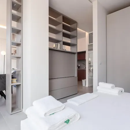 Appartement Guesthost - Porta Venezia - Modern Near Corso Buenos!