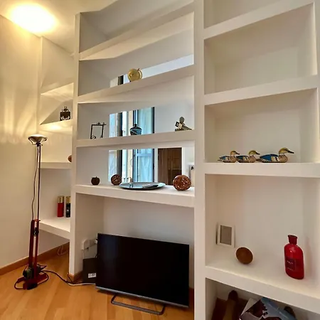 Kibilu - Via Valtellina, Zona Isola, Garibaldi, Brera 2p アパート