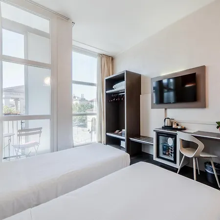 Hotel Navigli 3*
