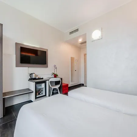 Otel Navigli