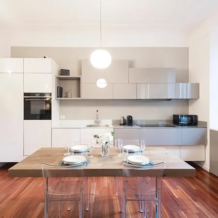 Easylife - - Crema 1 - Porta Romana *