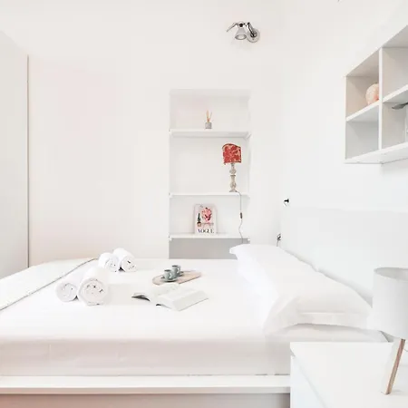 Easylife - - Crema 1 - Porta Romana * Milán